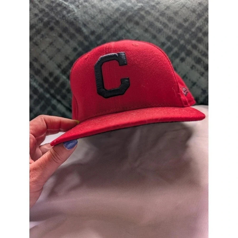 New Era Cleveland Indians Block C 59FIFTY Fitted Hat Red On-Field Cap 7 3/8